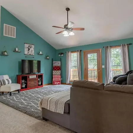 5 Bed Mountain View Retreat Villa
